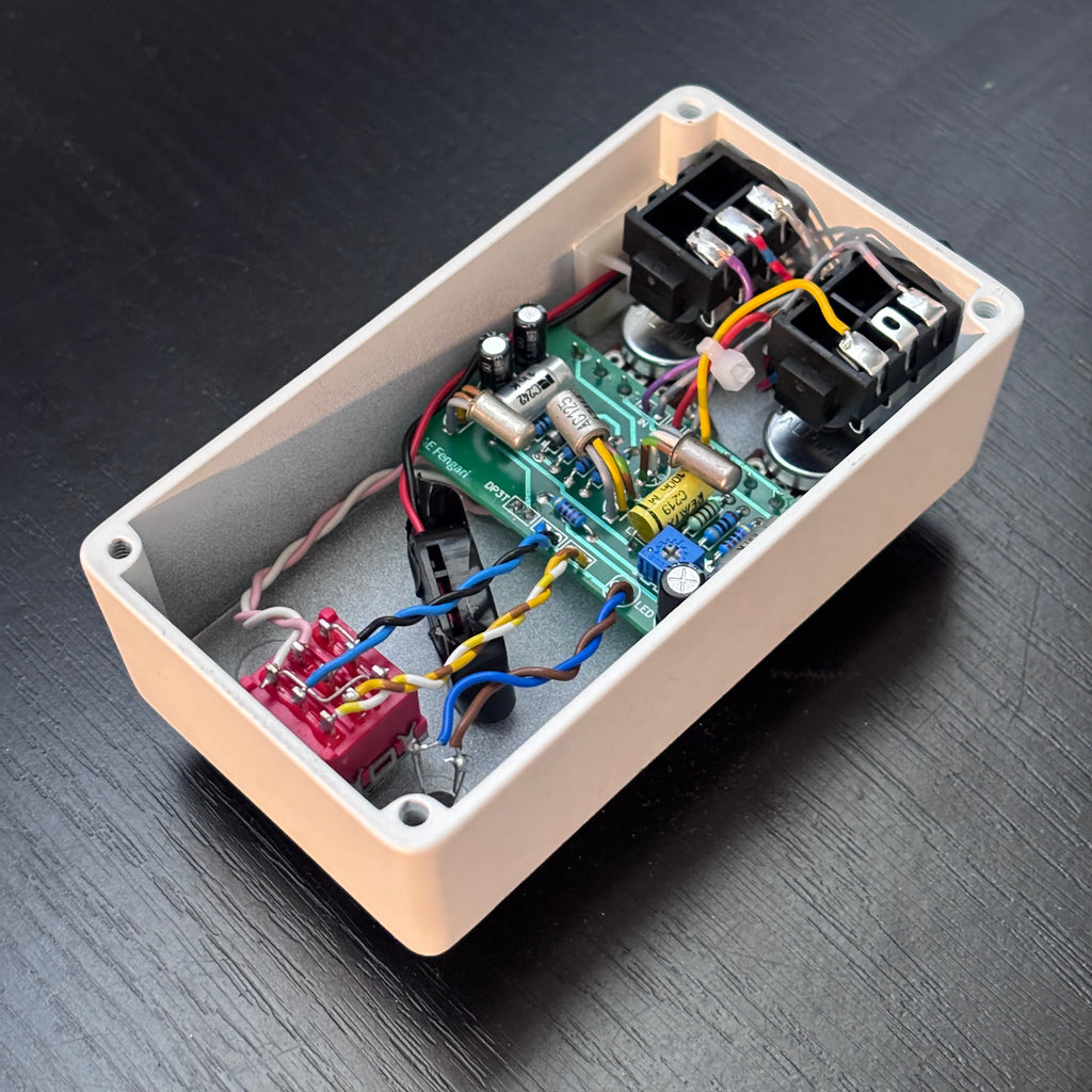 Fengari - Fuzz Germanium Tone Bender MKII