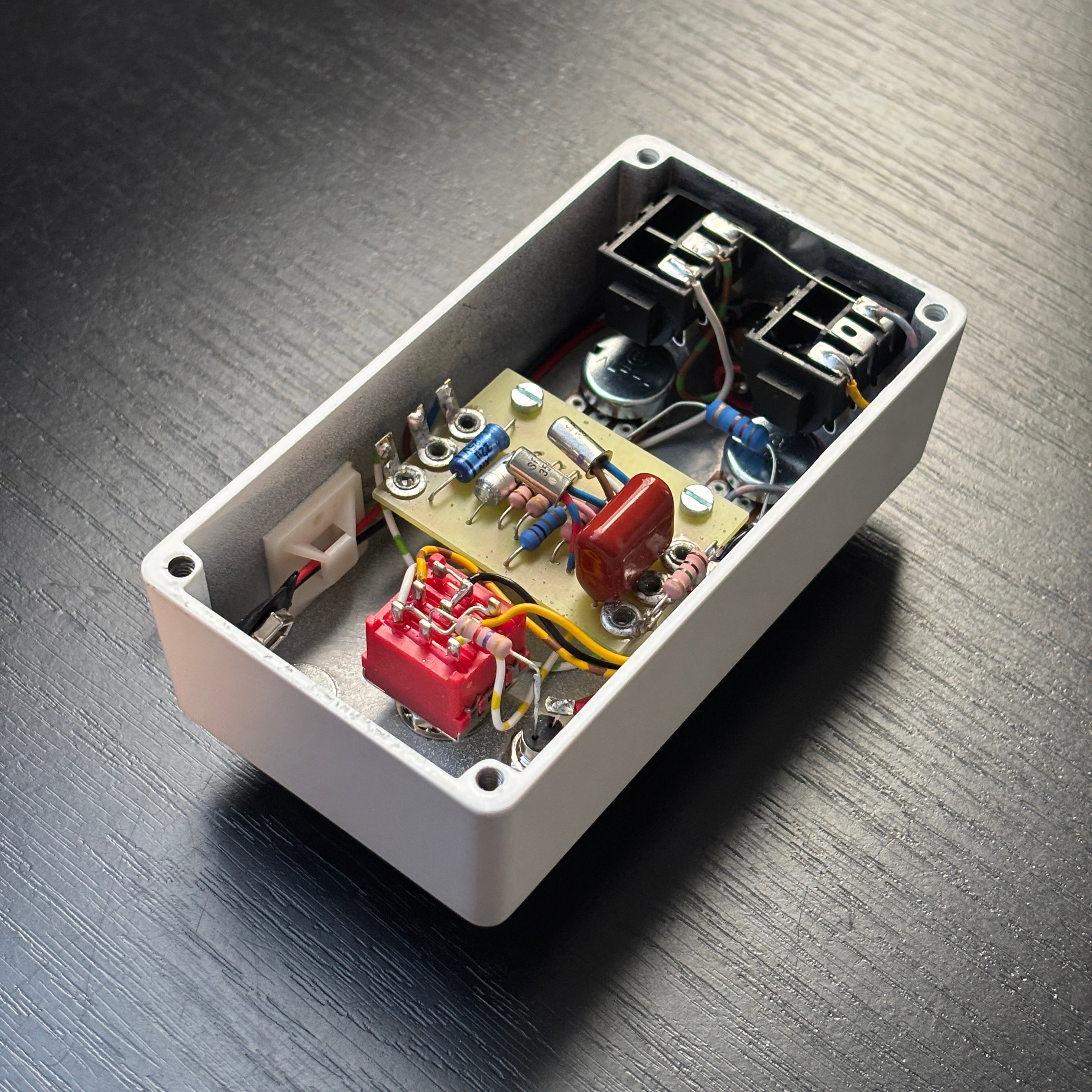 Feta - Germanium Vox Tone Bender V828 Fuzz – Pause&Effects