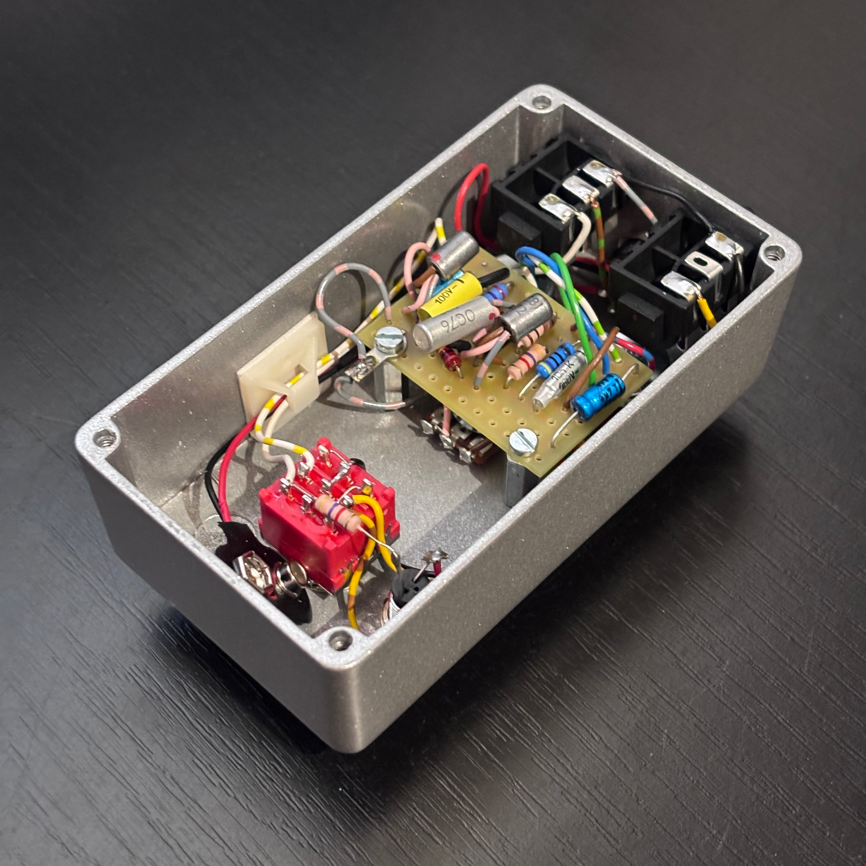 TONE BENDER MkII ハンドメイドFuzz Fengari - Germanium Tone Bender MKII Fuzz – Pause&Effects